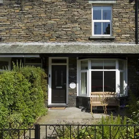 Holiday home Stones Throw